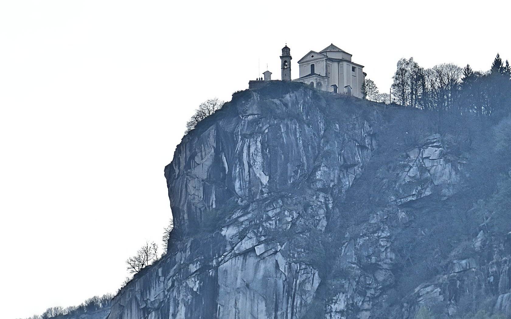 Il Santuario della Madonna del Sasso